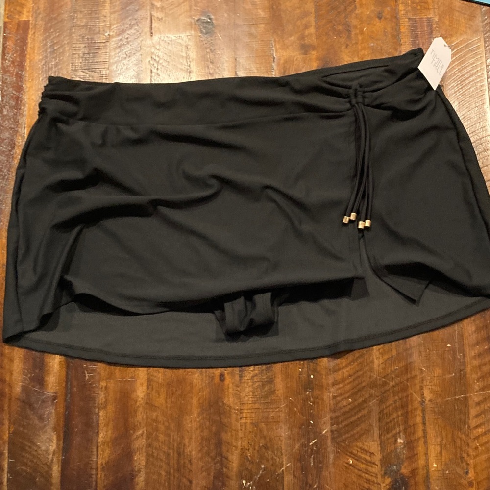 NWT Time and Tru swim skirt 2X , 20-22W